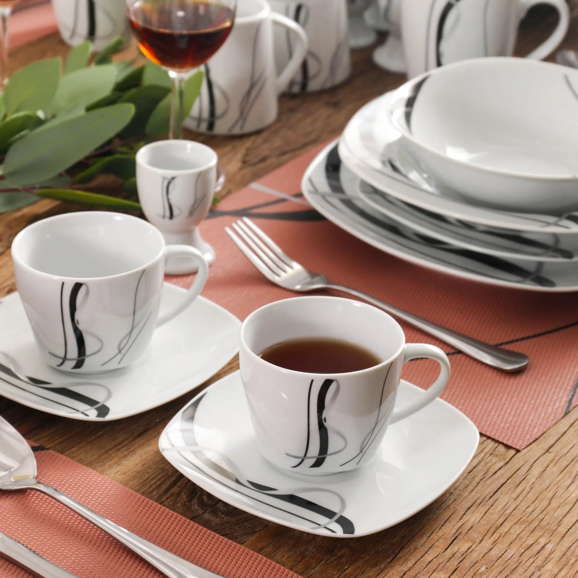 VEWEET FIONA 50/100-Piece Porcelain Dinner Set with Egg Cup,Cup&Saucer,Mug,Dessert&Soup&Dinner Plate,Bowl,Milk Jug,Sugar Pot Set